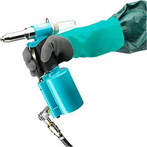 58-735 Nitrile Chemical-Resistant Gloves