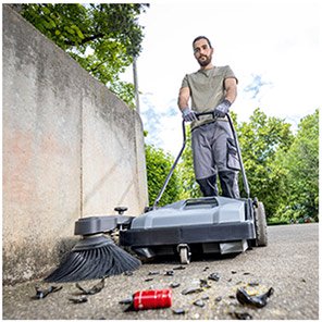 Kärcher KM 70/15 C Classic Manual Sweeper