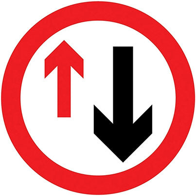 Zintec Circular Vehicle Priority Arrows Temporary Road Sign 750mm